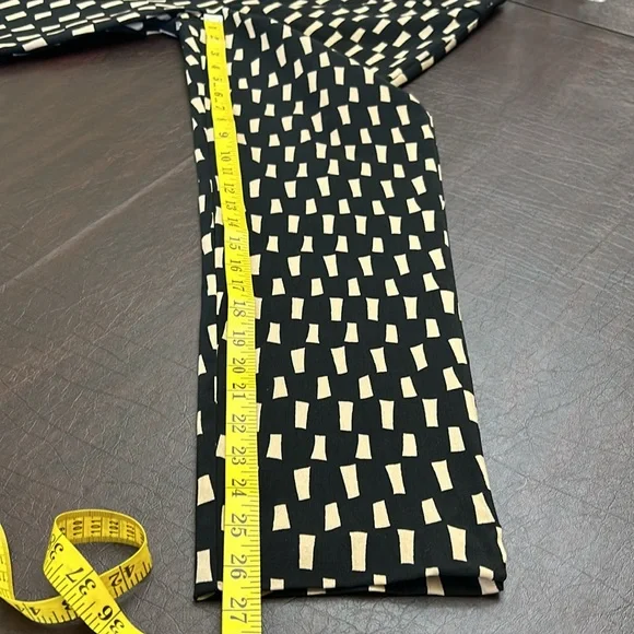 2 piece Joseph Ribkoff top and pants - Picture 8 of 12